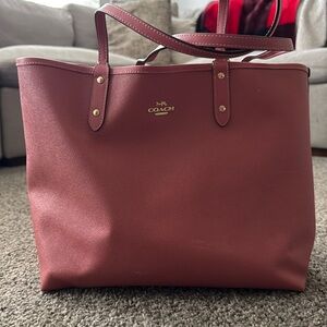 Reversible coach tote bag